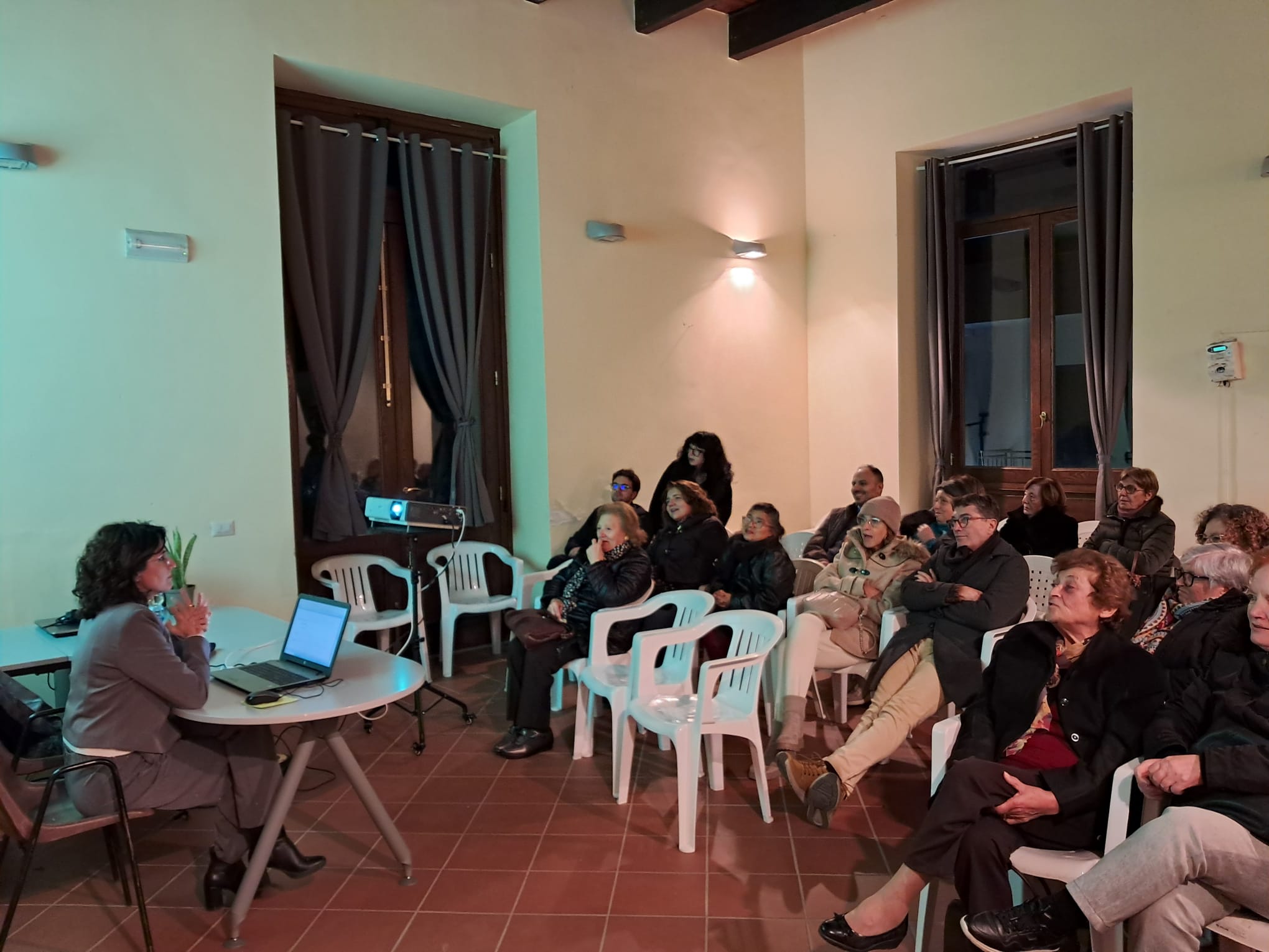 Alimentiamo le nostre competenze -
 Prof.ssa Amelia Alaadik